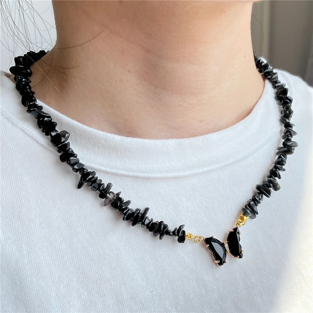 collier de corail papillon 3
