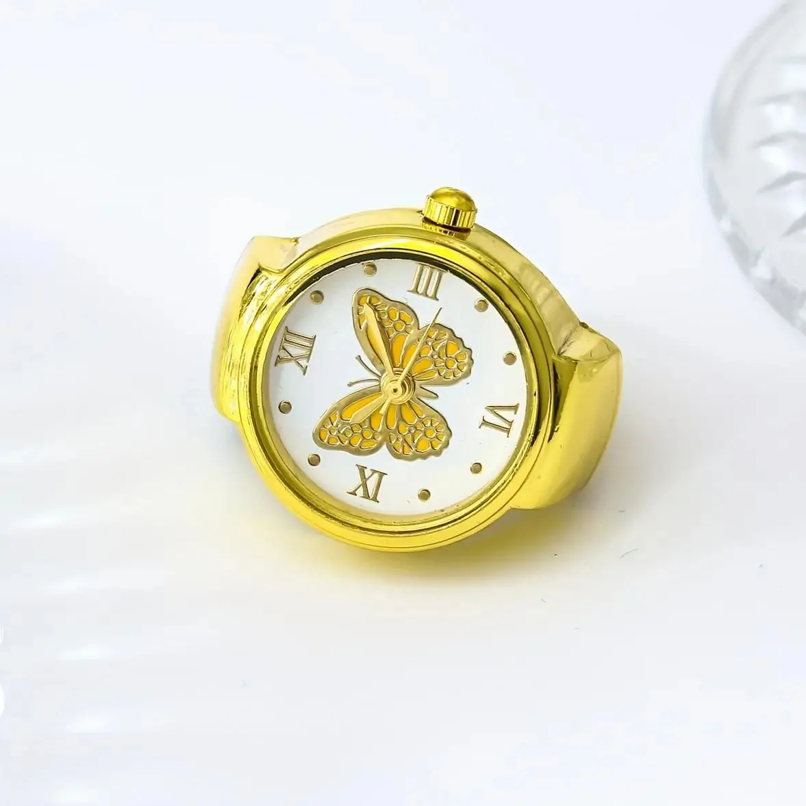Bague montre papillon, cadran à papillon émaillé, version dore-jaune