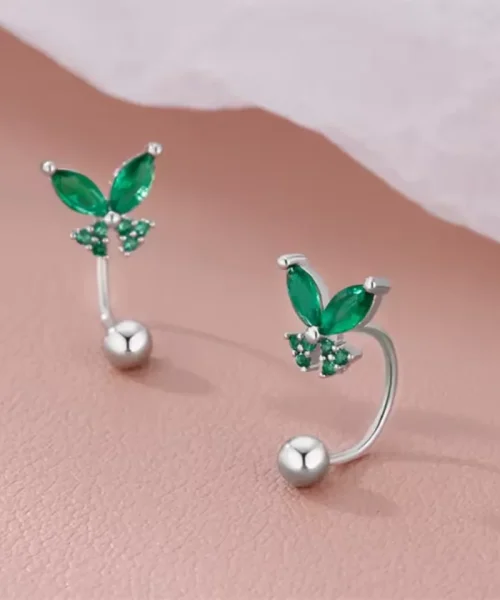 Boucles d'oreilles papillon vertes argentées, tige incurvée à boule façon piercing