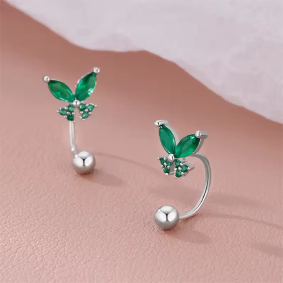 Boucles d'oreilles papillon vertes argentées, tige incurvée à boule façon piercing