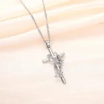Collier Croix Papillon