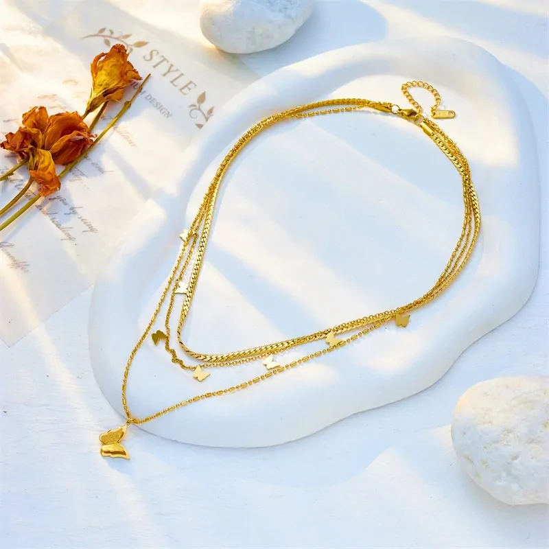 Collier papillon multirang doré en acier inoxydable, trois rangs superposés à papillons