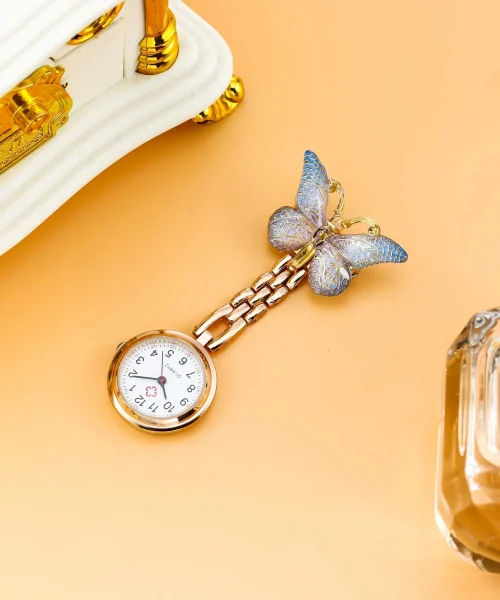 Montre d'infirmière papillon en émail 3D à broche, chaîne dorée, bleu