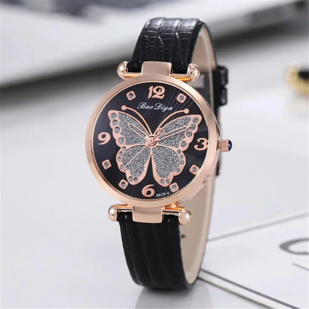 Montre papillon en cuir femme, bracelet noir et cadran à motif papillon
