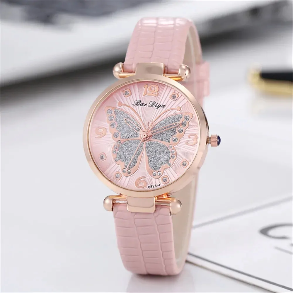 Montre papillon en cuir femme, bracelet rose et cadran à motif papillon