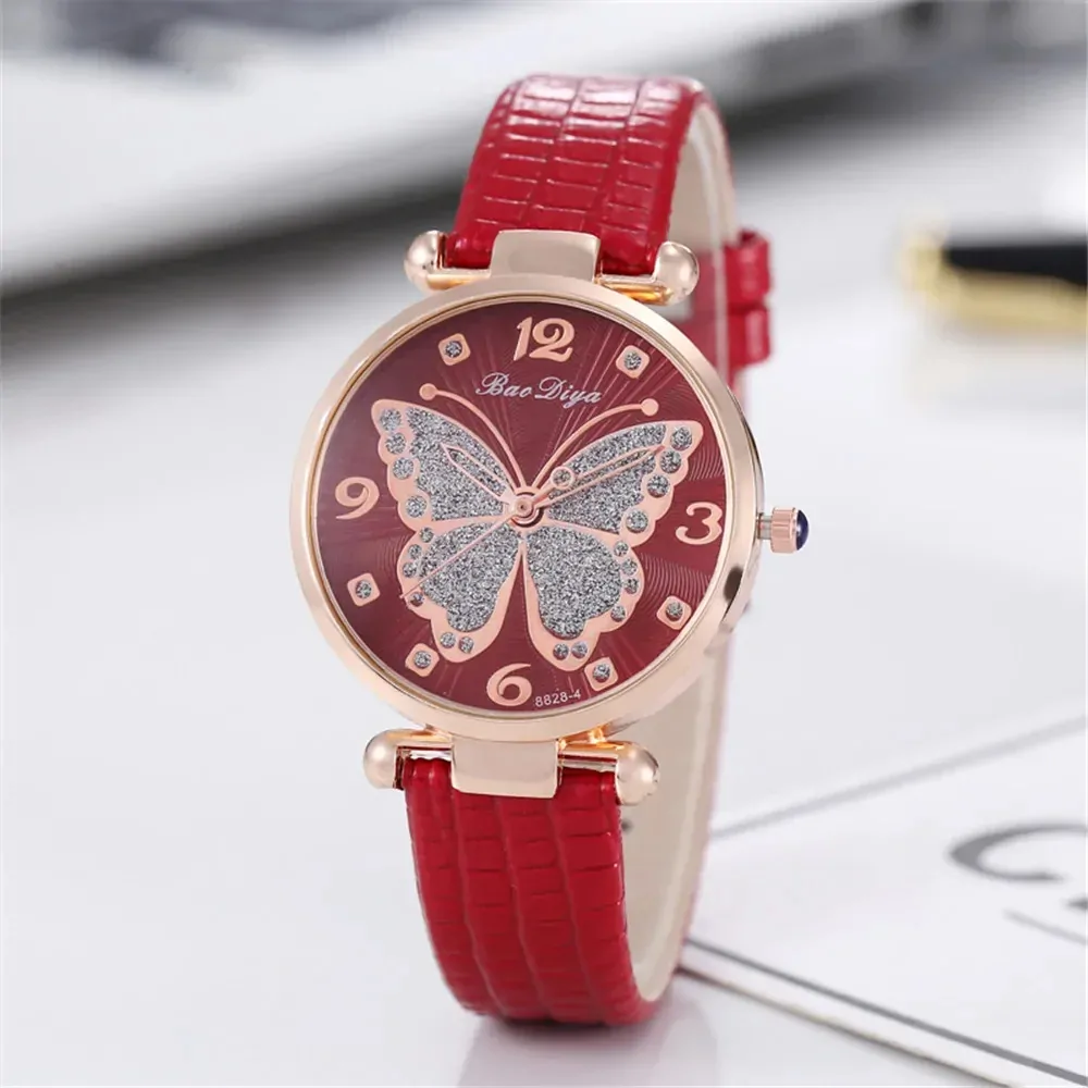 Montre papillon en cuir femme, bracelet rouge et cadran à motif papillon