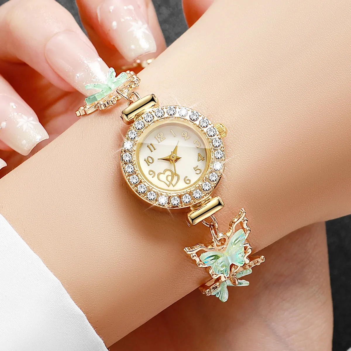 Montre papillon femme à strass, bracelet à papillons verts irisés