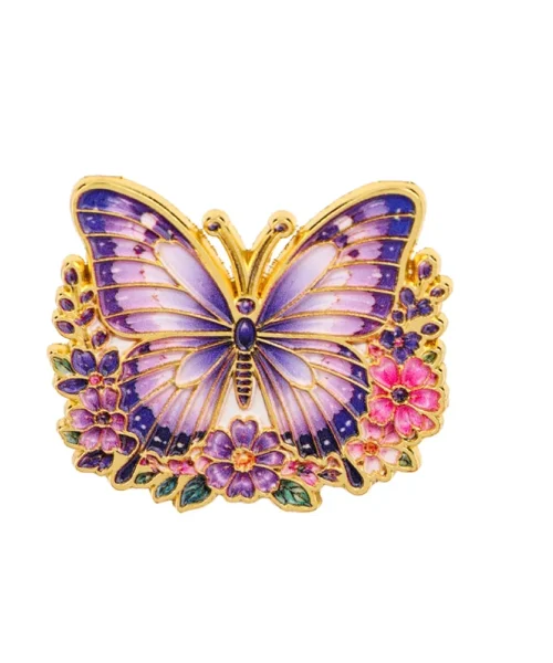 Pin's papillon fleuri lilas, papillon en émail sur couronne de fleurs dorée
